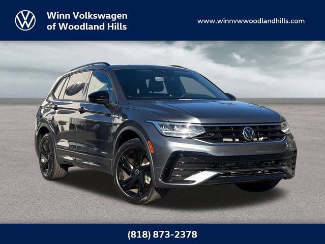 2023 Volkswagen Tiguan SE R-Line Black FWD photo
