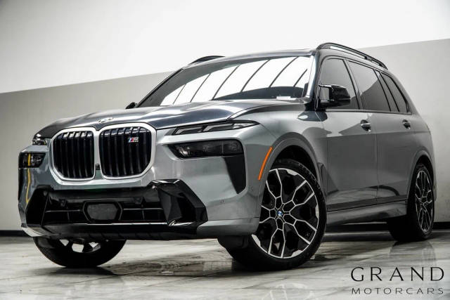 2023 BMW X7 M60i AWD photo