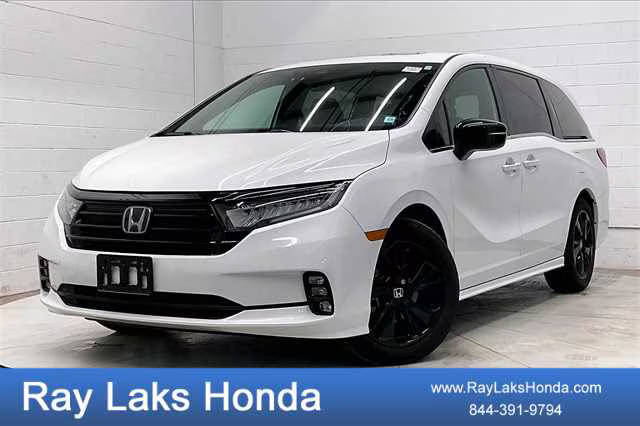 2023 Honda Odyssey Sport FWD photo