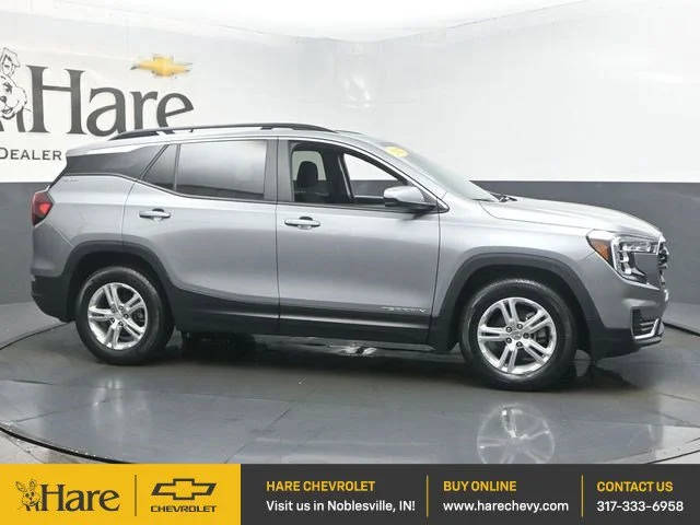 2023 GMC Terrain SLE FWD photo