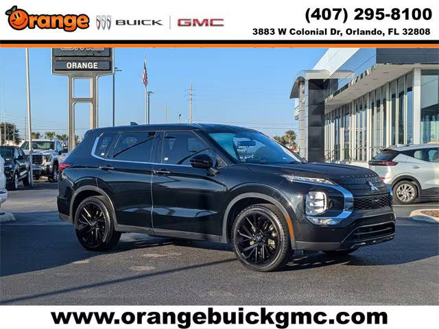 2023 Mitsubishi Outlander SE FWD photo