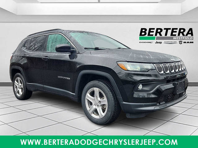 2022 Jeep Compass Latitude 4WD photo