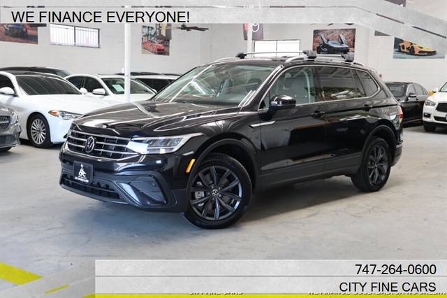2023 Volkswagen Tiguan SE FWD photo