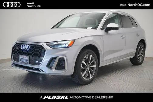 2023 Audi Q5 S line Premium AWD photo