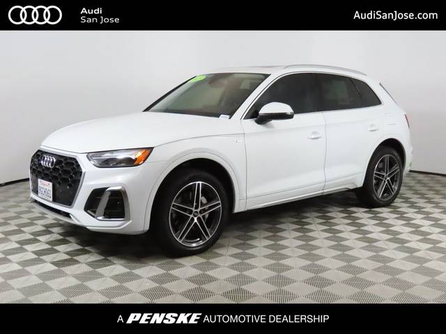 2023 Audi Q5 S line Premium AWD photo