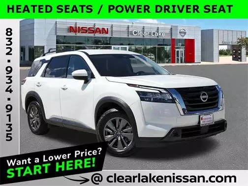 2022 Nissan Pathfinder SV FWD photo