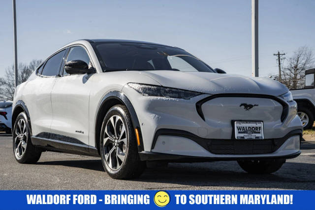 2022 Ford Mustang Mach-E Premium AWD photo