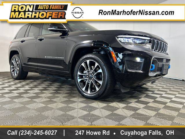 2023 Jeep Grand Cherokee Overland 4WD photo