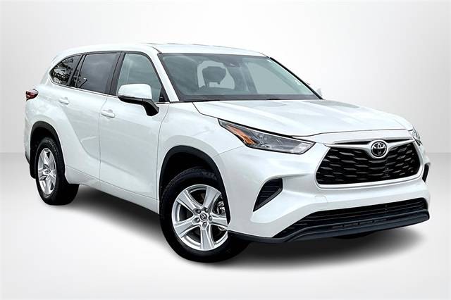 2023 Toyota Highlander L AWD photo