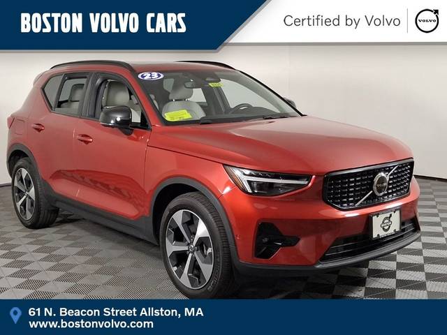 2023 Volvo XC40 Ultimate Dark Theme AWD photo