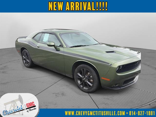 2023 Dodge Challenger SXT AWD photo