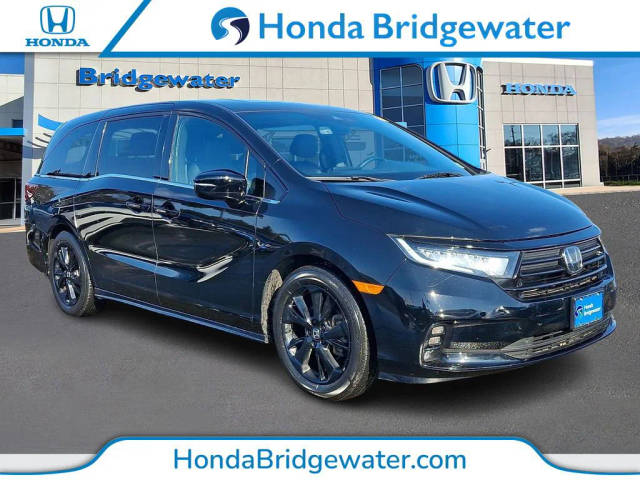 2023 Honda Odyssey Sport FWD photo