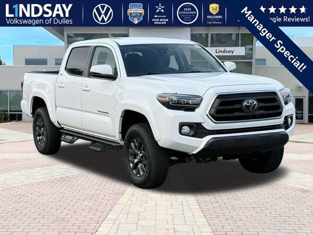 2023 Toyota Tacoma SR5 4WD photo