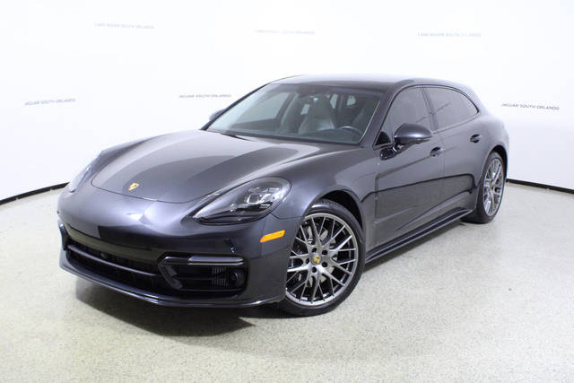 2023 Porsche Panamera 4S AWD photo