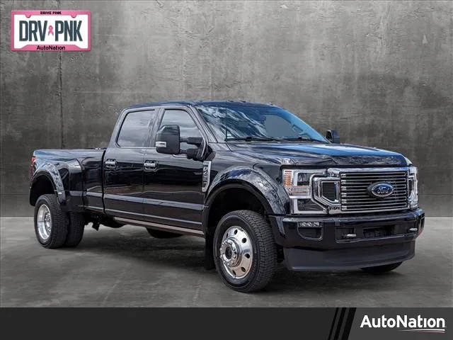 2022 Ford F-450 Super Duty Limited 4WD photo
