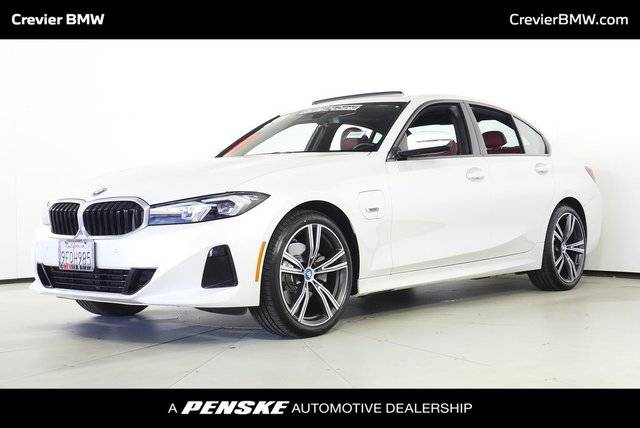 2023 BMW 3 Series 330e RWD photo