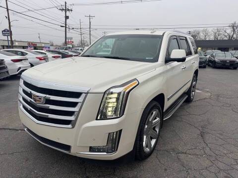 2015 Cadillac Escalade Luxury 4WD photo