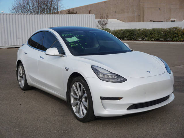 2019 Tesla Model 3 Standard Range RWD photo