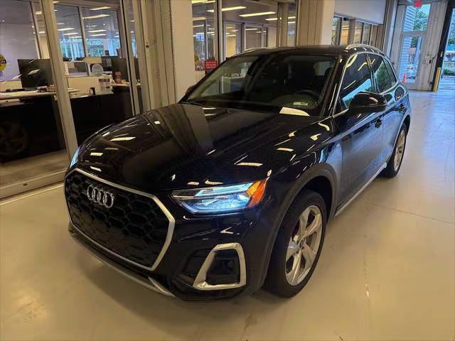 2023 Audi Q5 S line Premium Plus AWD photo