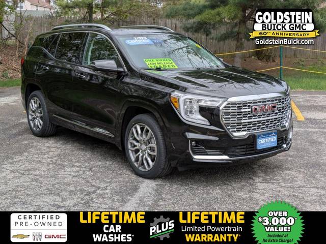 2023 GMC Terrain Denali AWD photo
