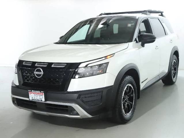 2023 Nissan Pathfinder Rock Creek 4WD photo