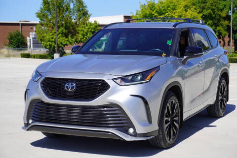 2023 Toyota Highlander XSE AWD photo