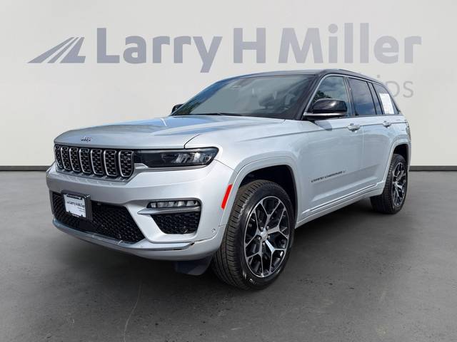 2022 Jeep Grand Cherokee Summit Reserve 4WD photo