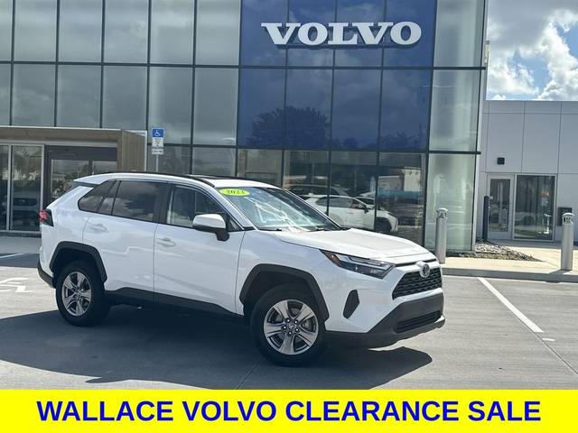 2023 Toyota RAV4 XLE FWD photo