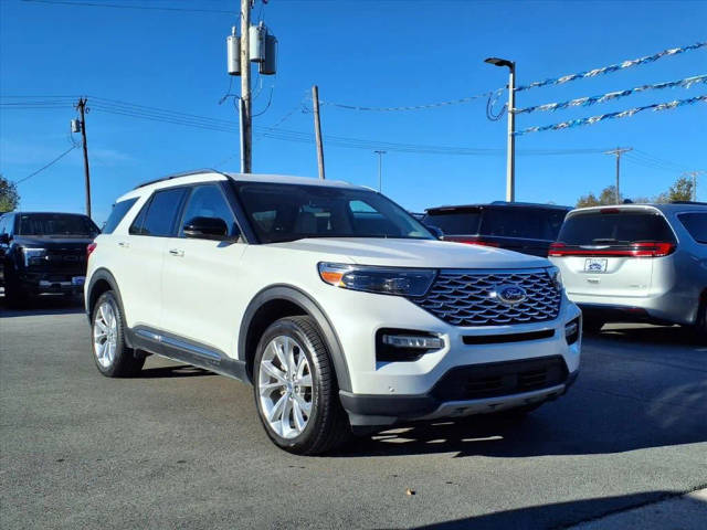 2023 Ford Explorer Platinum 4WD photo