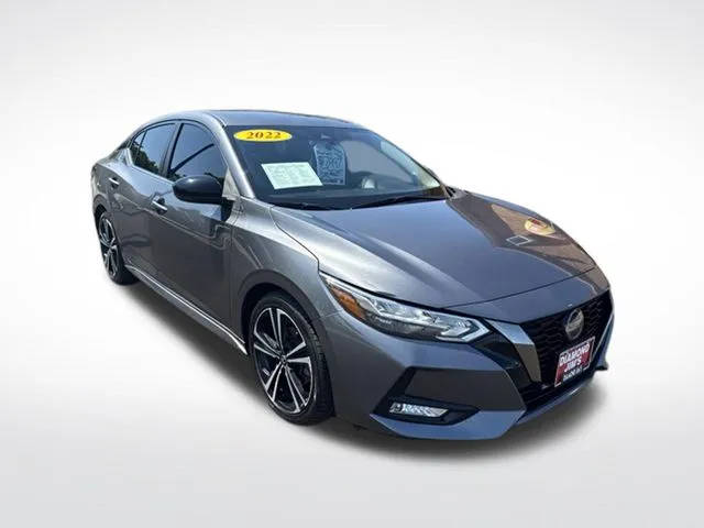 2022 Nissan Sentra SR FWD photo