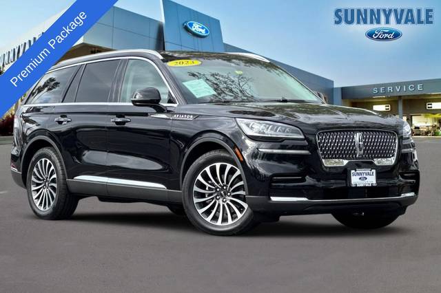 2023 Lincoln Aviator Standard RWD photo
