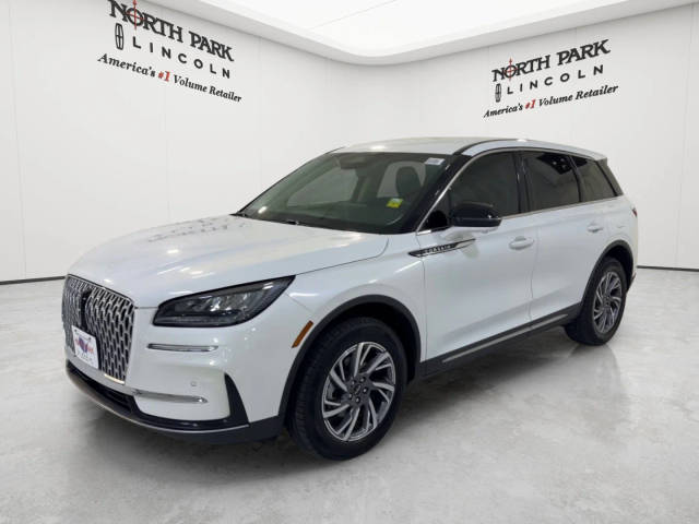 2023 Lincoln Corsair Standard FWD photo