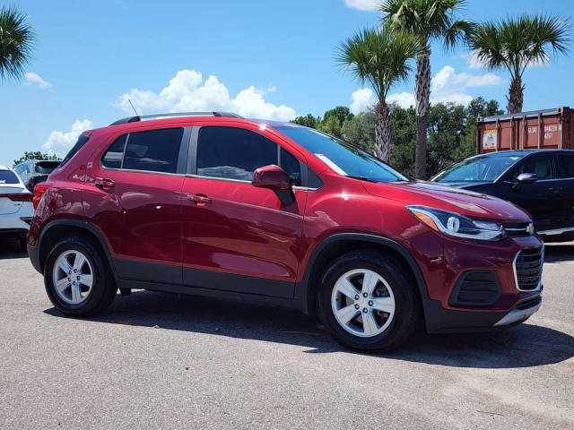 2022 Chevrolet Trax LT FWD photo