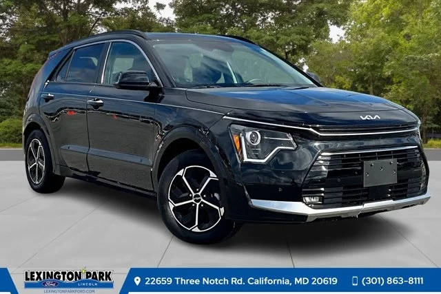 2023 Kia Niro SX FWD photo