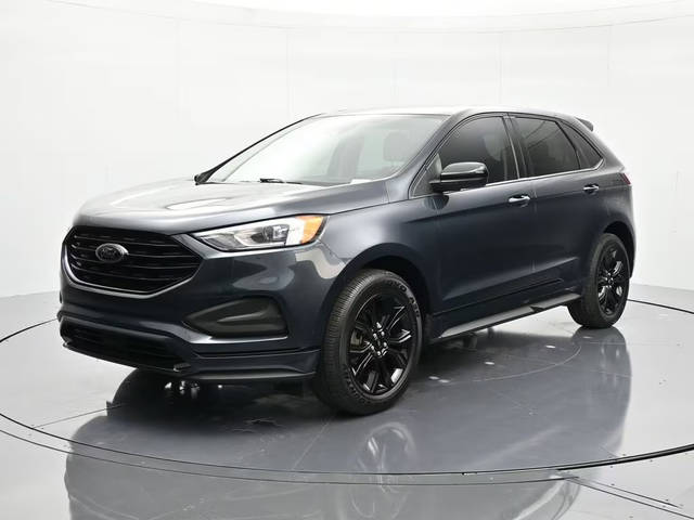 2022 Ford Edge SE AWD photo