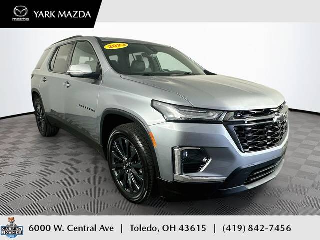 2023 Chevrolet Traverse RS FWD photo