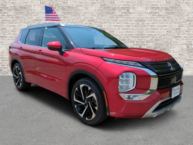 2023 Mitsubishi Outlander SEL Black Edition FWD photo