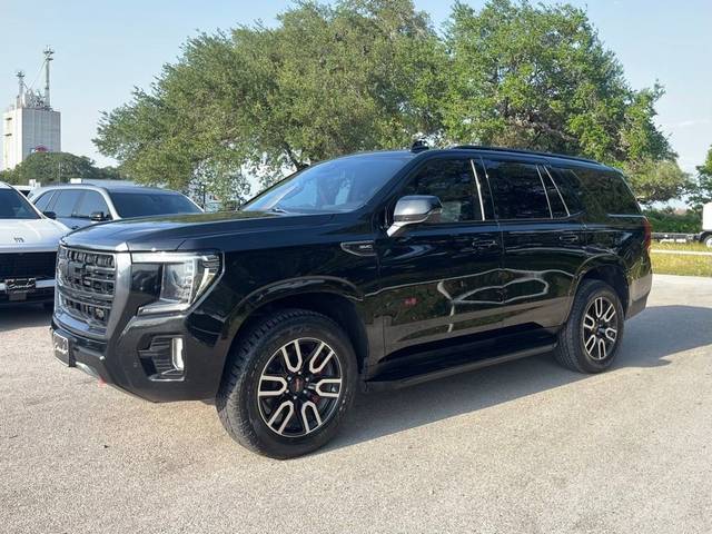 2023 GMC Yukon AT4 4WD photo
