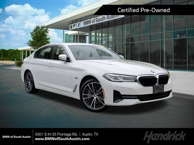2023 BMW 5 Series 530e RWD photo
