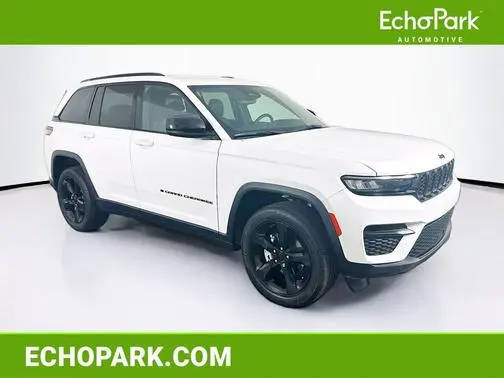 2023 Jeep Grand Cherokee Altitude 4WD photo