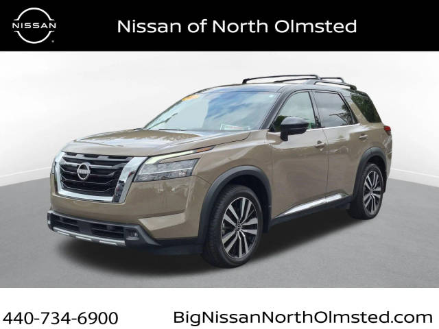 2023 Nissan Pathfinder Platinum 4WD photo