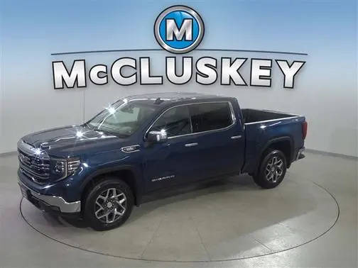 2023 GMC Sierra 1500 SLT 4WD photo