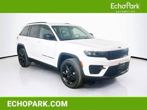 2023 Jeep Grand Cherokee Altitude 4WD photo