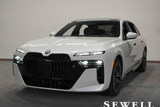 2023 BMW 7 Series 760i xDrive AWD photo
