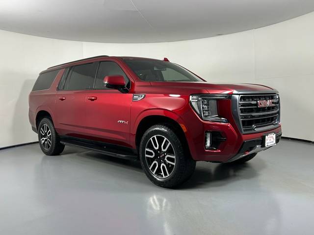 2023 GMC Yukon XL AT4 4WD photo