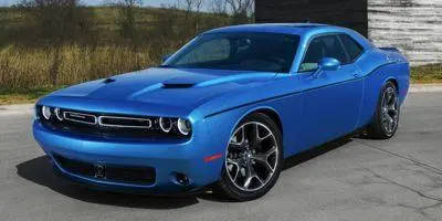 2015 Dodge Challenger SXT RWD photo