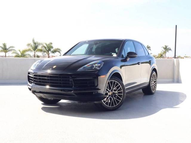 2023 Porsche Cayenne Platinum Edition AWD photo
