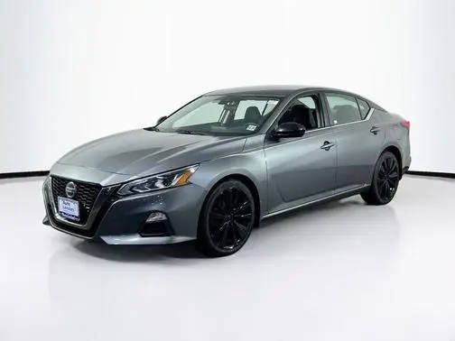 2020 Nissan Altima 2.5 SR AWD photo