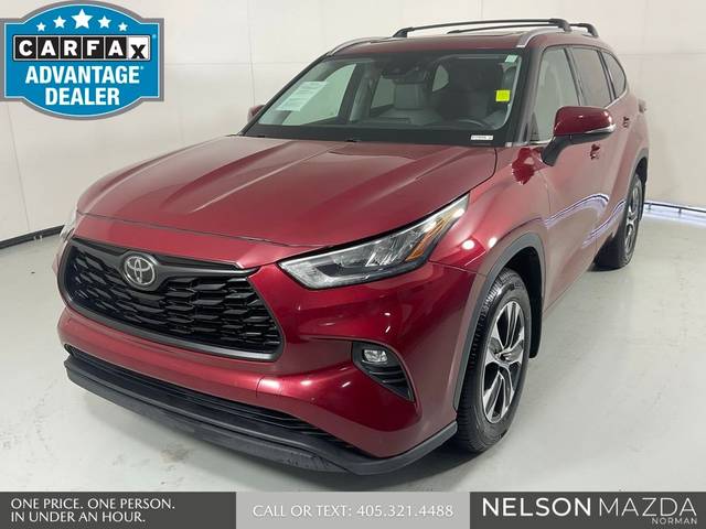 2020 Toyota Highlander XLE AWD photo