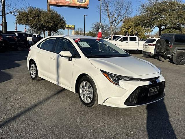 2020 Toyota Corolla LE FWD photo